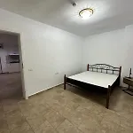 Apartman Private Entrance Cozy Bukarest