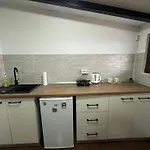 Private Entrance Cozy Apartman Bukarest