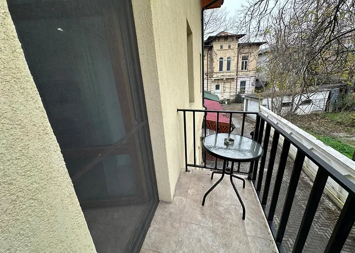 Apartment Private Entrance Cozy Bucharest