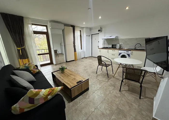 Private Entrance Cozy Apartment