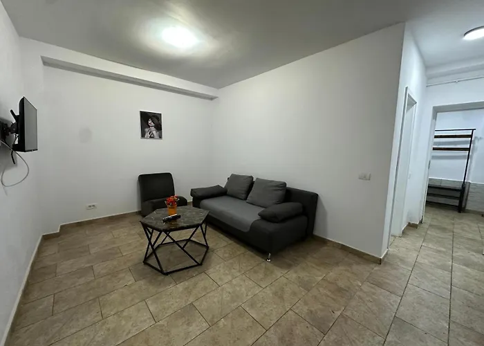 Private Entrance Cozy